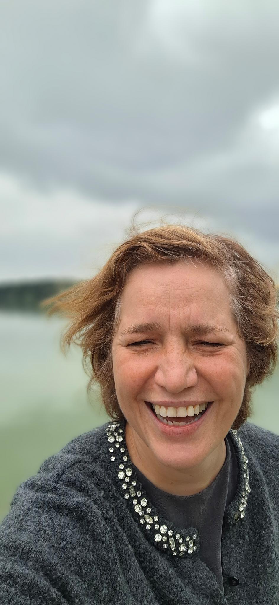 Portrait lachend